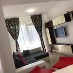 Estela * Năvodari
